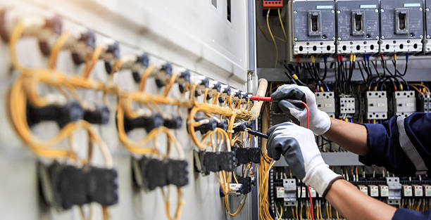 Professional Electrician technician working in Perth Amboy, NJ